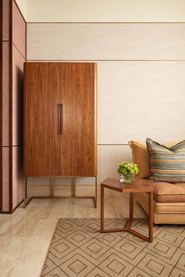 Shirvan Hotel City Yard ジェッダ エクステリア 写真 A room at the Mandarin Oriental