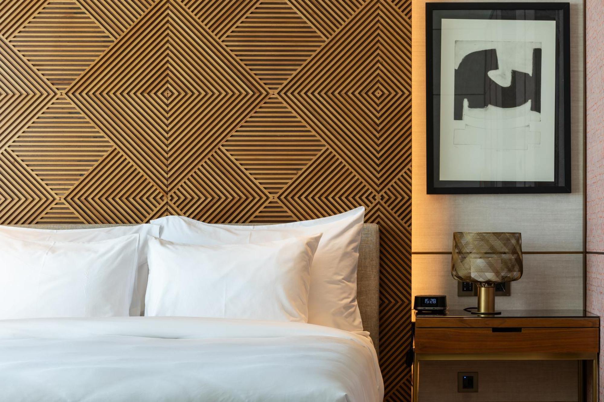 Shirvan Hotel City Yard ジェッダ エクステリア 写真 A bedroom at the hotel