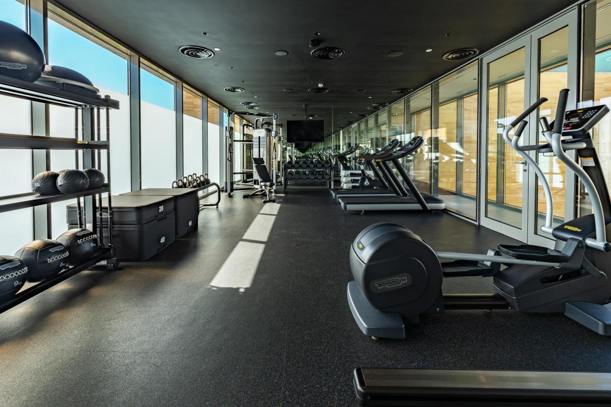 Shirvan Hotel City Yard ジェッダ エクステリア 写真 The gym at the 100 East 53rd Street building