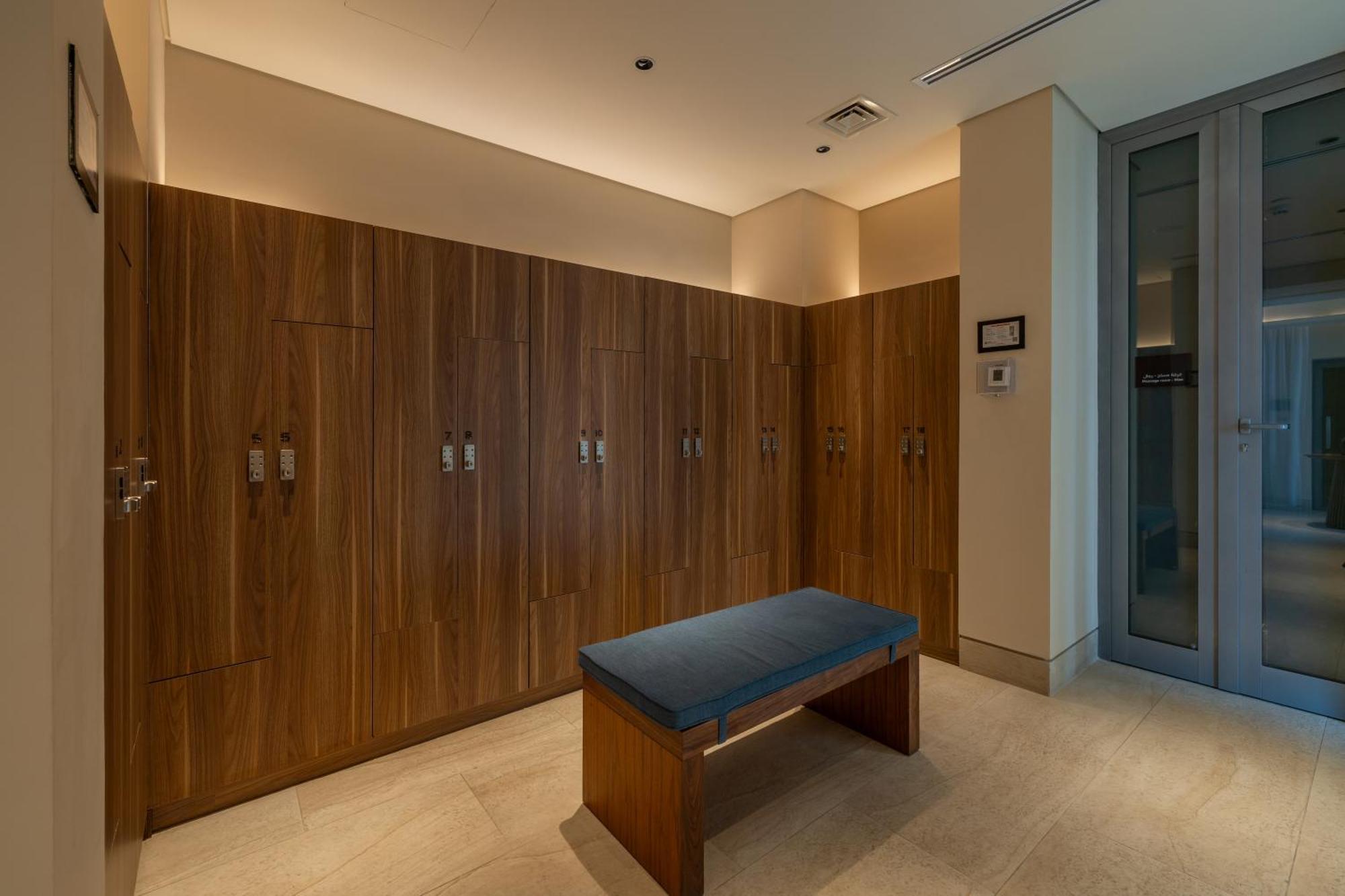 Shirvan Hotel City Yard ジェッダ エクステリア 写真 Locker room