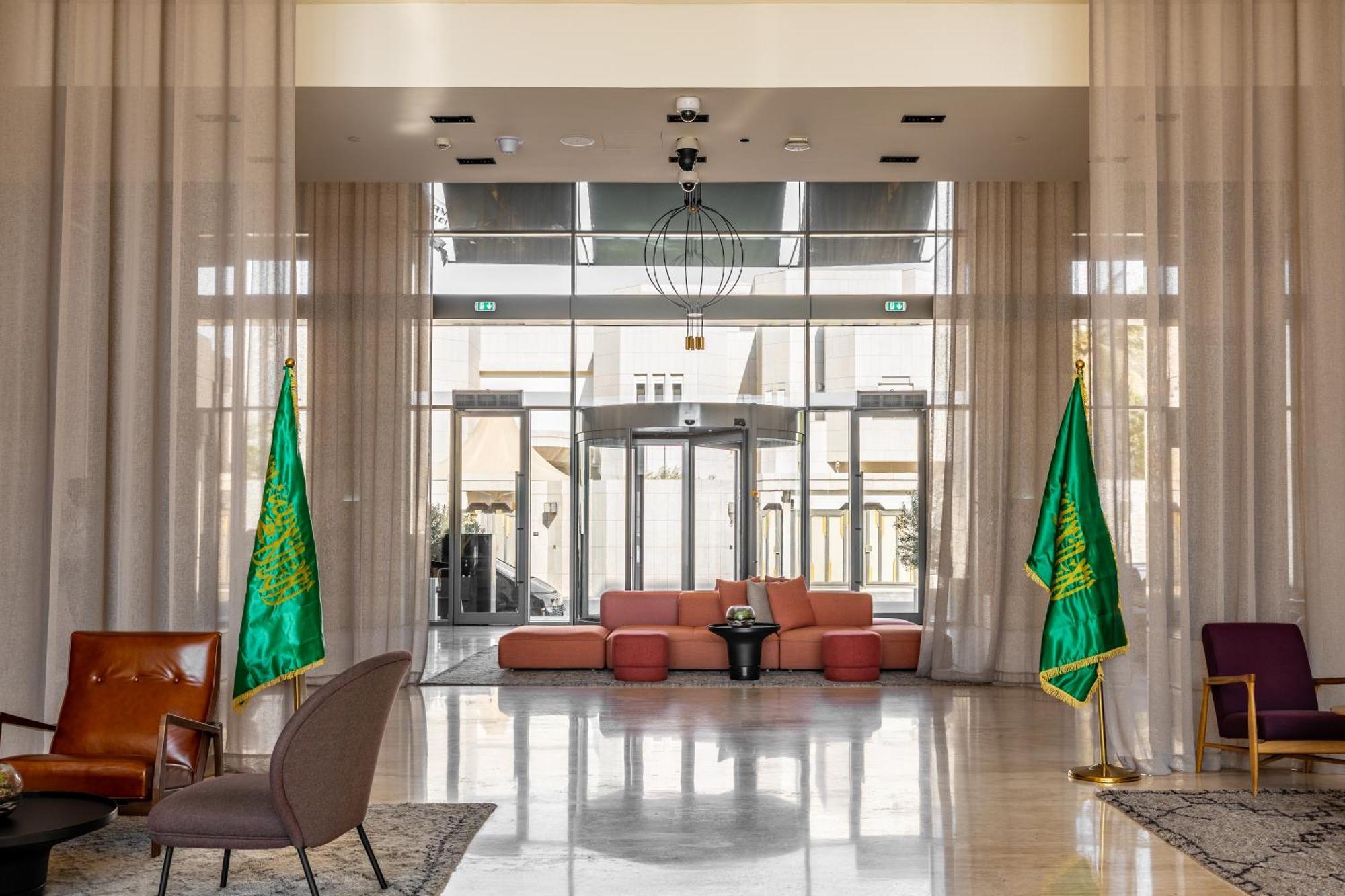 Shirvan Hotel City Yard ジェッダ エクステリア 写真 The lobby of the hotel