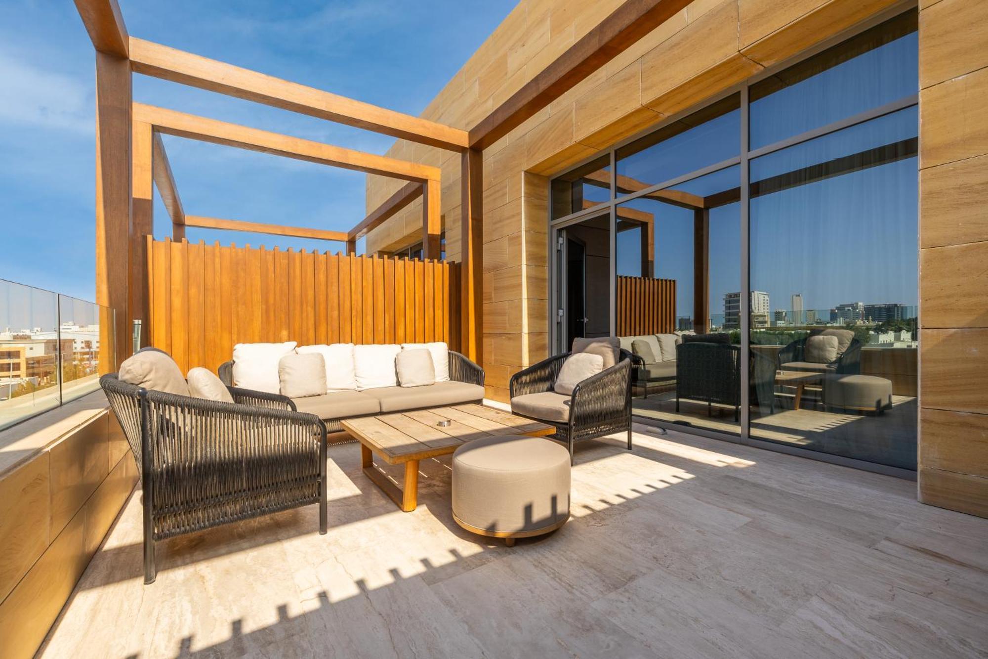 Shirvan Hotel City Yard ジェッダ エクステリア 写真 The Terrace